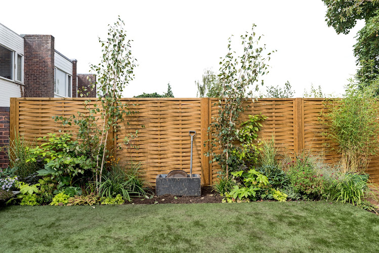 E Reynolds Fencing