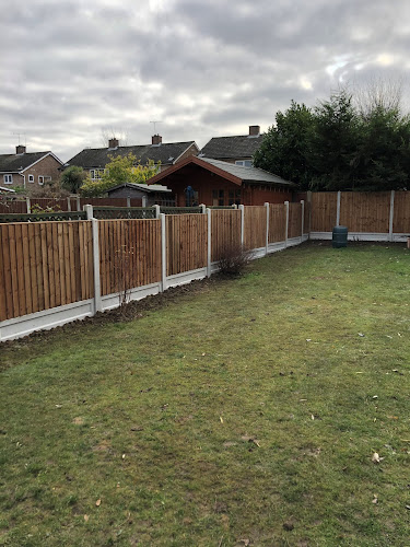 E Reynolds Fencing