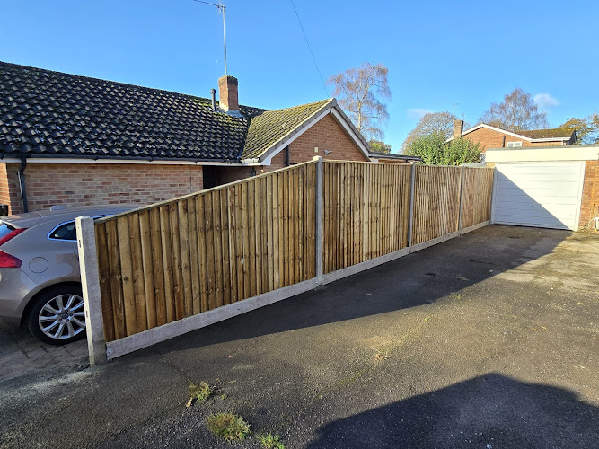 E Reynolds Fencing