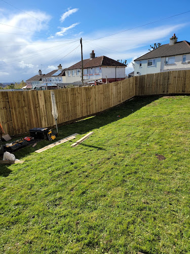 E Reynolds Fencing