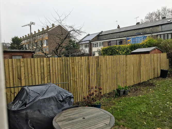 E Reynolds Fencing