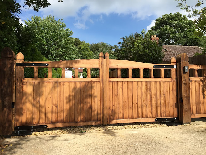 How High Can a Garden Fence Be