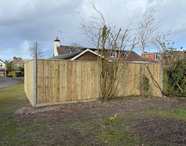E Reynolds Fencing