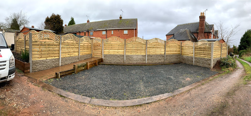 E Reynolds Fencing