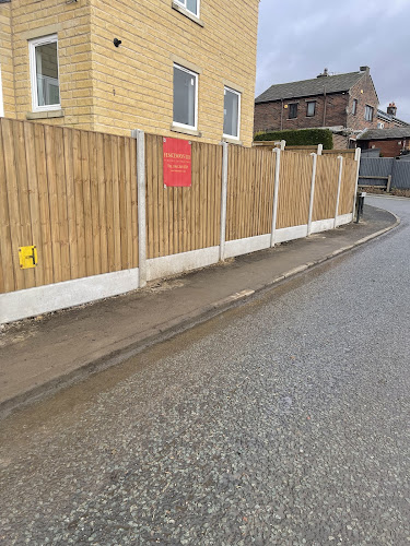 E Reynolds Fencing