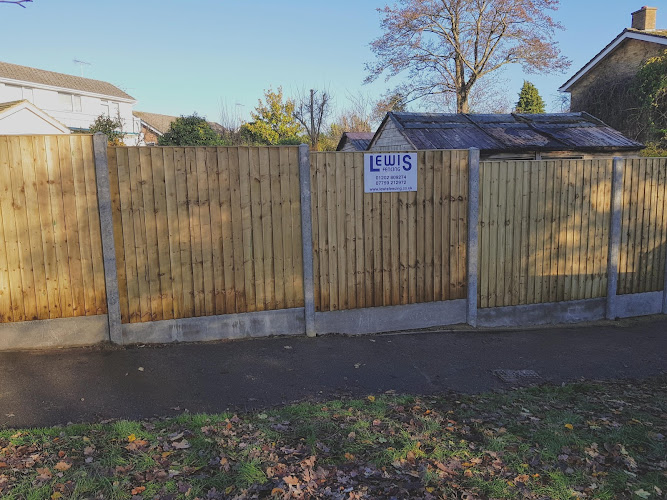 E Reynolds Fencing