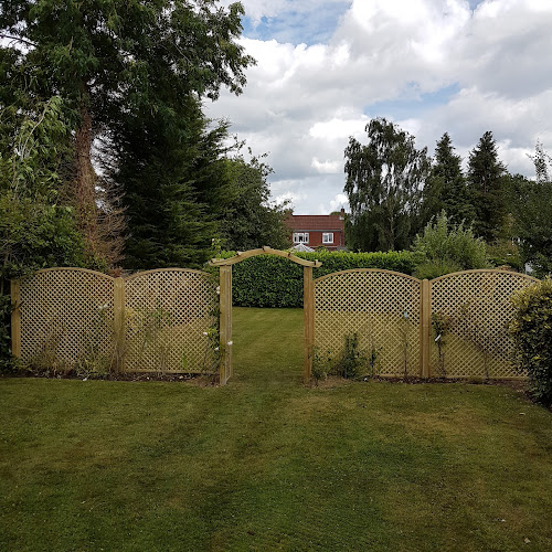 How High Can a Garden Fence Be