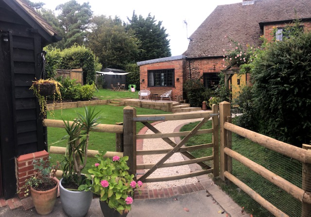 E Reynolds Fencing