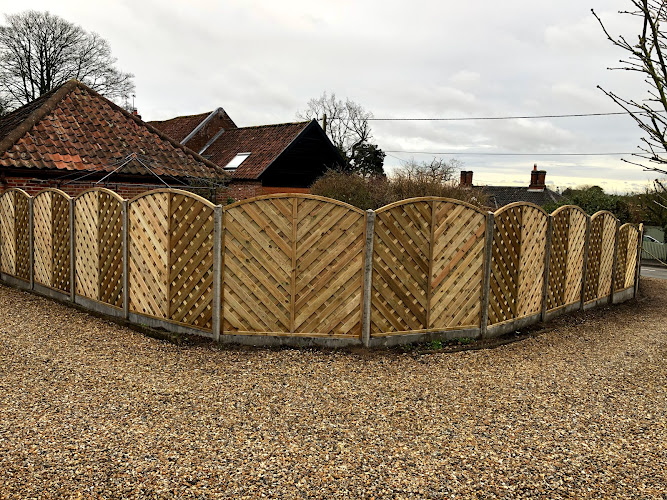 E Reynolds Fencing