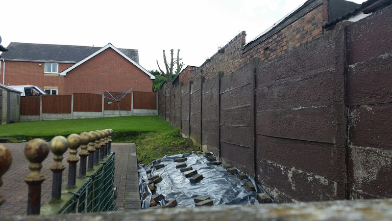 E Reynolds Fencing