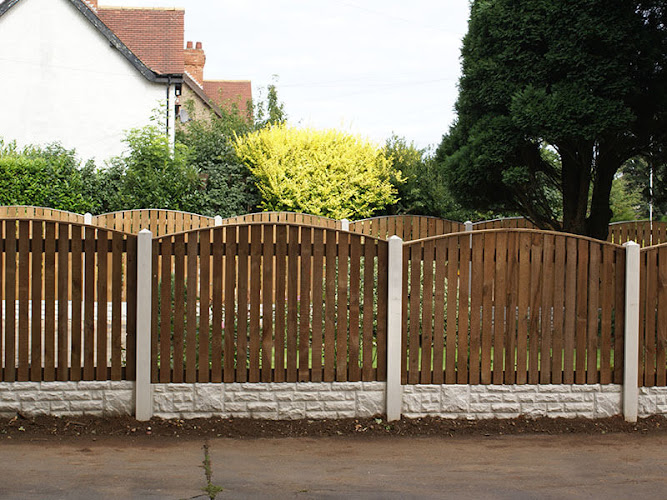 E Reynolds Fencing