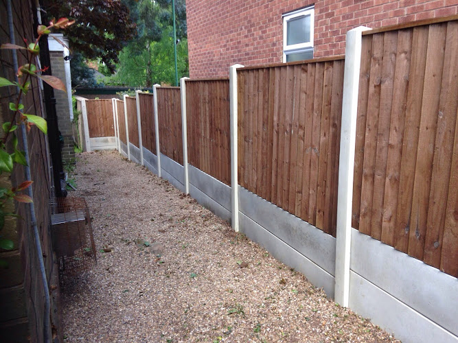 E Reynolds Fencing