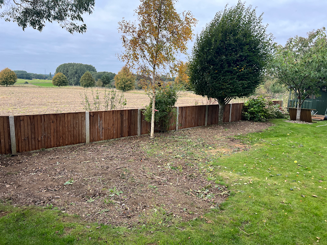 E Reynolds Fencing