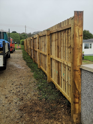 E Reynolds Fencing