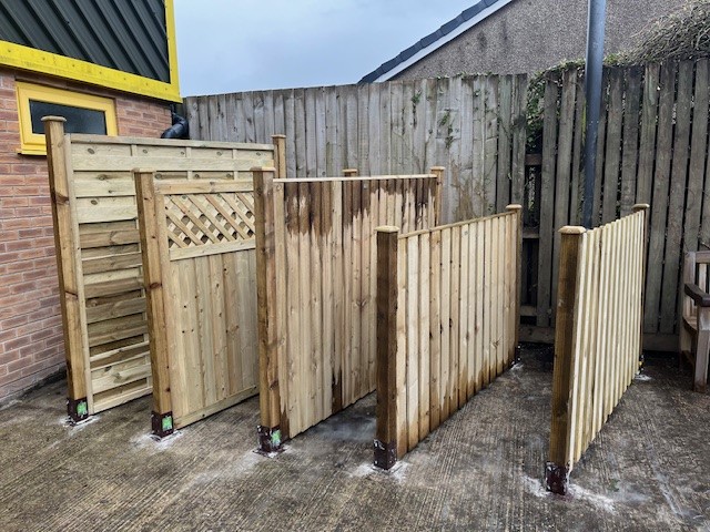 E Reynolds Fencing