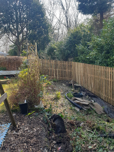 E Reynolds Fencing