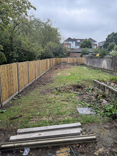 E Reynolds Fencing E Reynolds Fencing