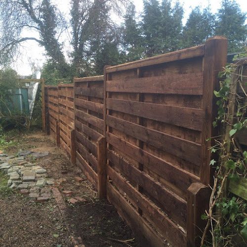 E Reynolds Fencing E Reynolds Fencing